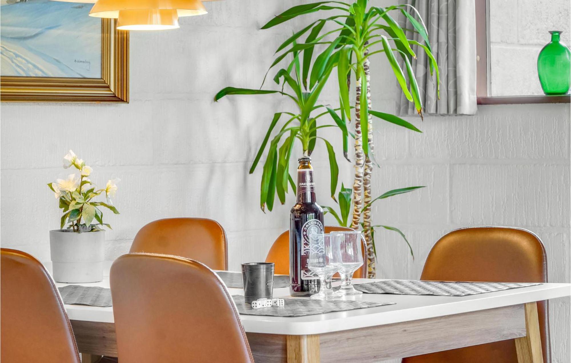 Amazing Home In Kalundborg With Kitchen Екстер'єр фото